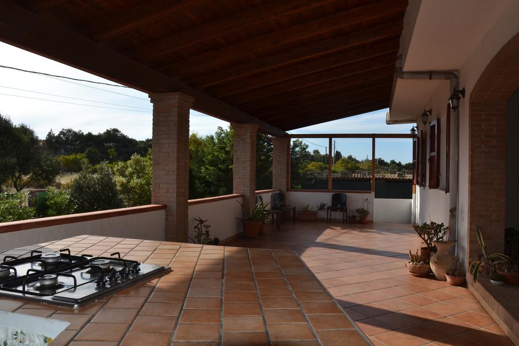Mi Casa Es Tu Casa 79 Bed & Breakfast Portoscuso Exterior photo
